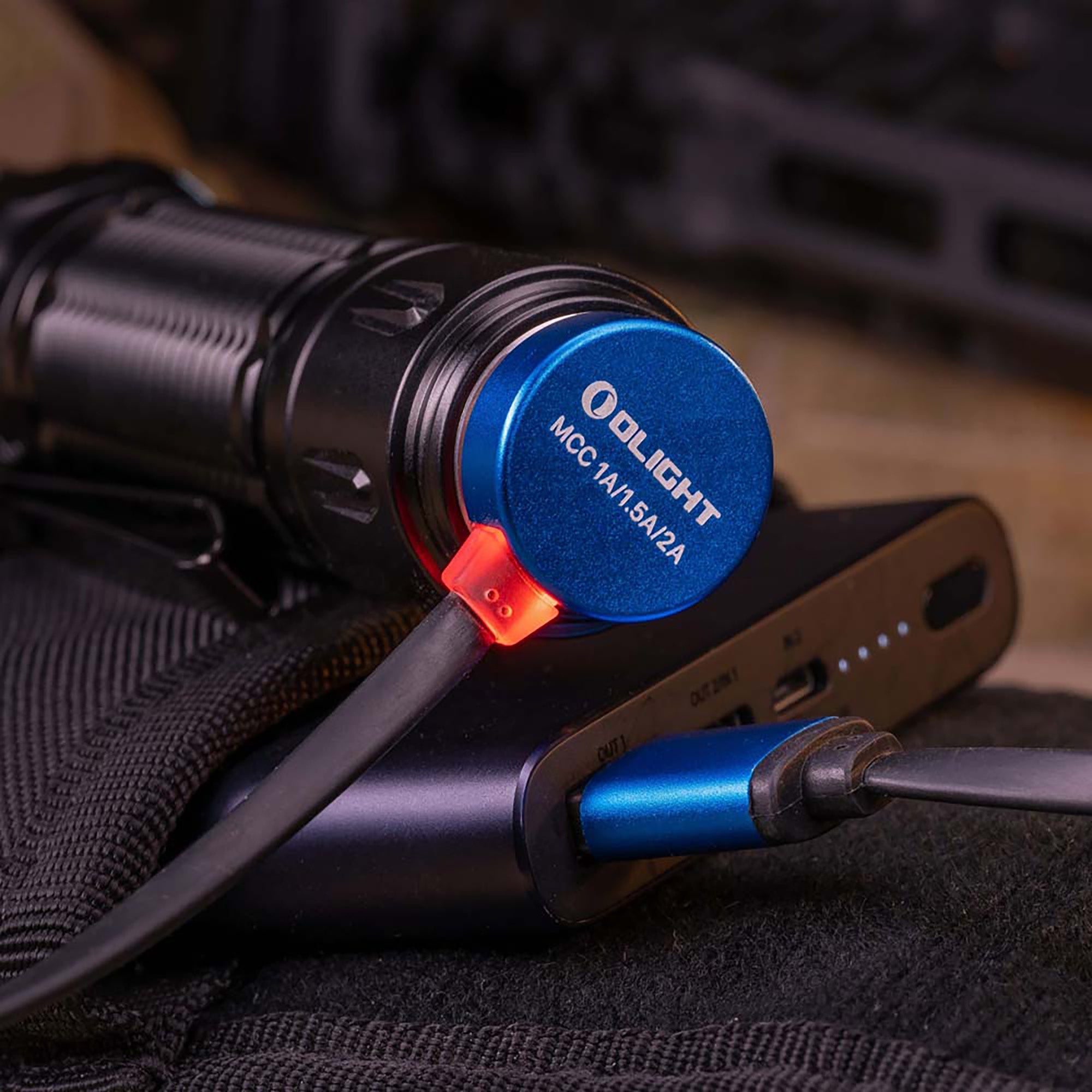 WARRIOR 3S センサー付きタクティカルライト  [OLIGHT(オーライト)]
